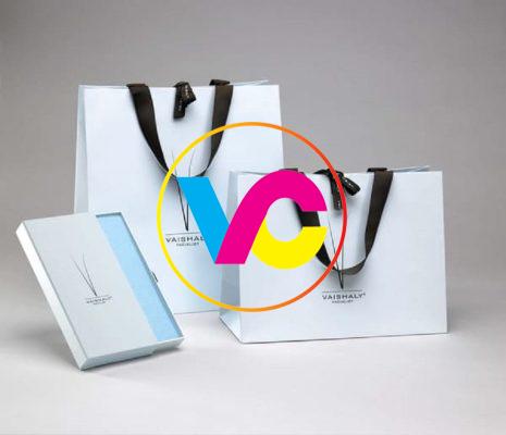 CÔNG TY TNHH SX VÀ TM IN VIỆT CƯỜNG Địa chỉ: Ngõ 1 Đường Tân Triều mới (làng nghề triều khúc) - Thanh Xuân - Hà Nội Điện thoại: 024.3994.6823 Hotline: 0904.761.515 Email: Invietcuong68@gmail.com Face://www.facebook.com/InVietCuong6868/ Website: https://invietcuong.com/ Xem thêm: Địa chỉ in khăn lạnh Hà Nội uy tín chất lượng In bao đũa Hà Nội giá rẻ lấy ngay – In Việt Cường In bao đũa Dịch vụ in bao đũa Hà Nội giá rẻ nhanh chóng chuyên nghiệp In bao đũa Hà Nội giá rẻ – xưởng in trực tiếp giúp tiết kiệm chi phí Công ty in bao đũa Hà Nội giá rẻ chuyên nghiệp nhất Xưởng in bao đũa Hà Nội thiết kế đẹp mắt sang trọng Xưởng in khăn lạnh Hà Nội cao cấp giá rẻ uy tín In khăn lạnh Xưởng in khăn lạnh Hà Nội cung cấp dịch vụ in giá rẻ uy tín